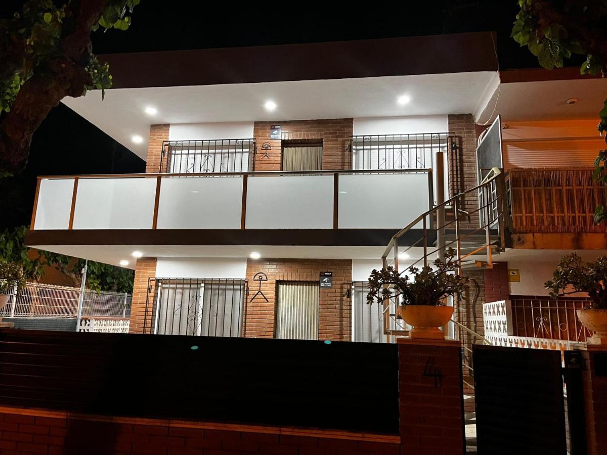 Apartamentos Calamari 1 & 2 萨洛 外观 照片