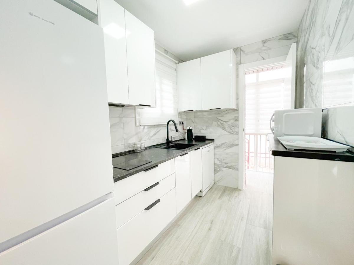 Apartamentos Calamari 1 & 2 萨洛 外观 照片